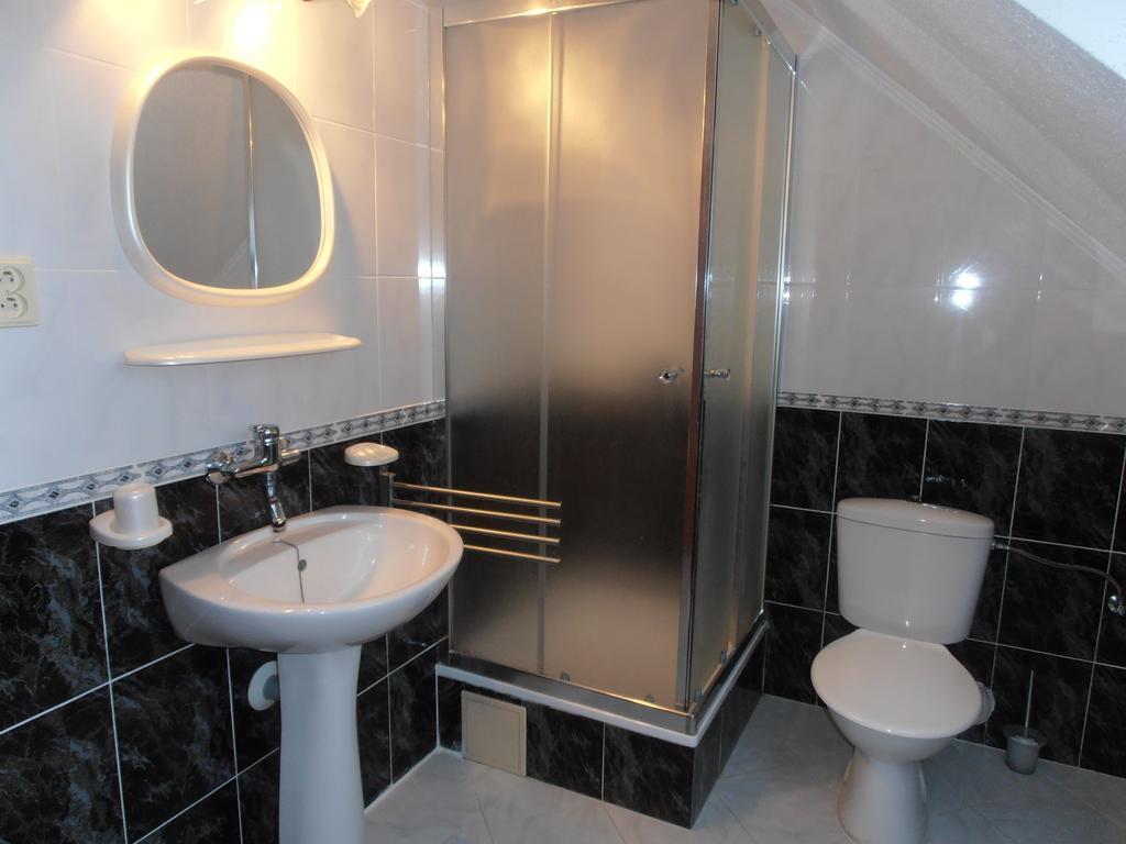 Apartment Veronika Predni Vyton Room photo